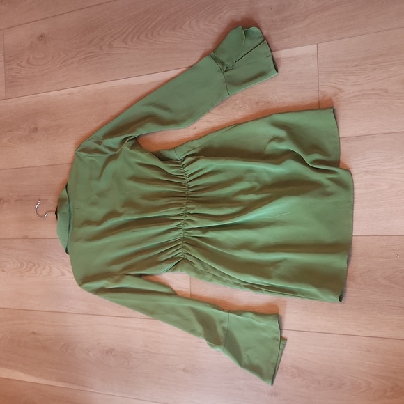 Dynamite Green mini dress - Picture 3 of 3